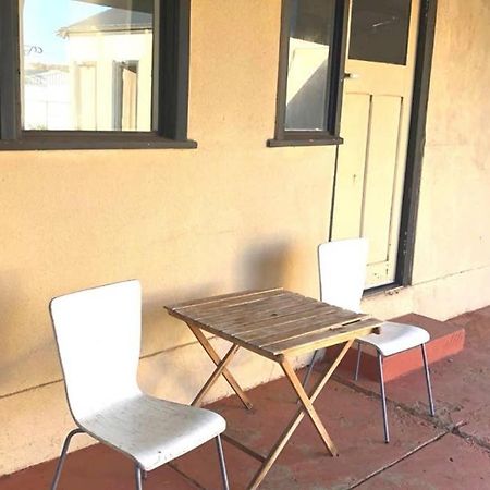 Modern Charming Miners' Cottage +Free Internet Broken Hill Exterior foto