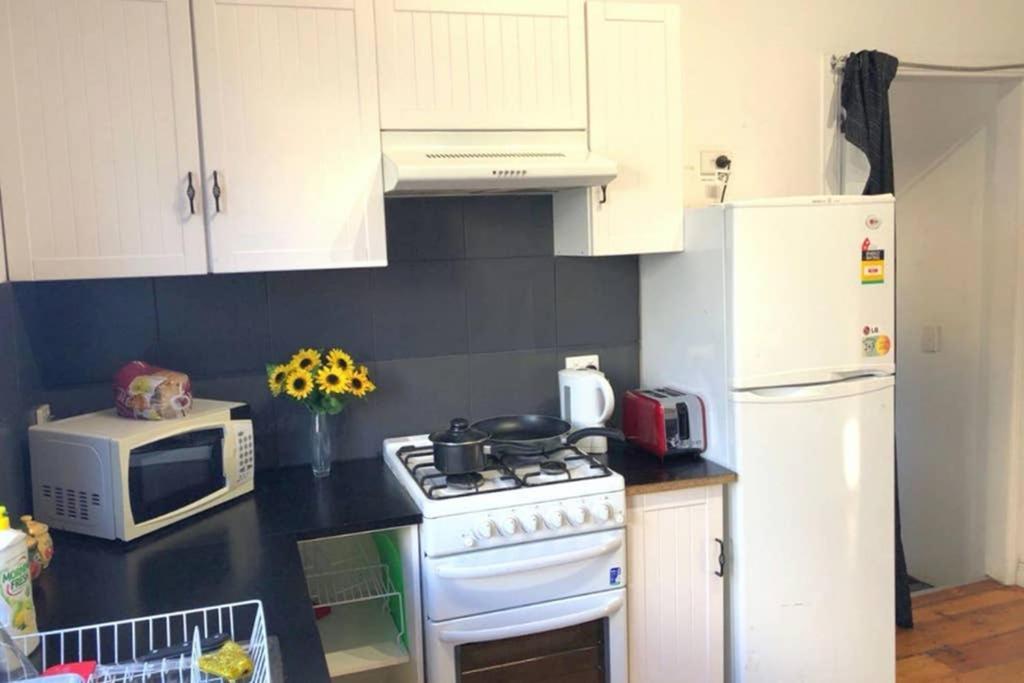 Modern Charming Miners' Cottage +Free Internet Broken Hill Exterior foto